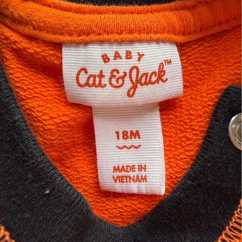 Cat & Jack Halloween “Boo!” 2-Piece Set - Picture 7 of 8